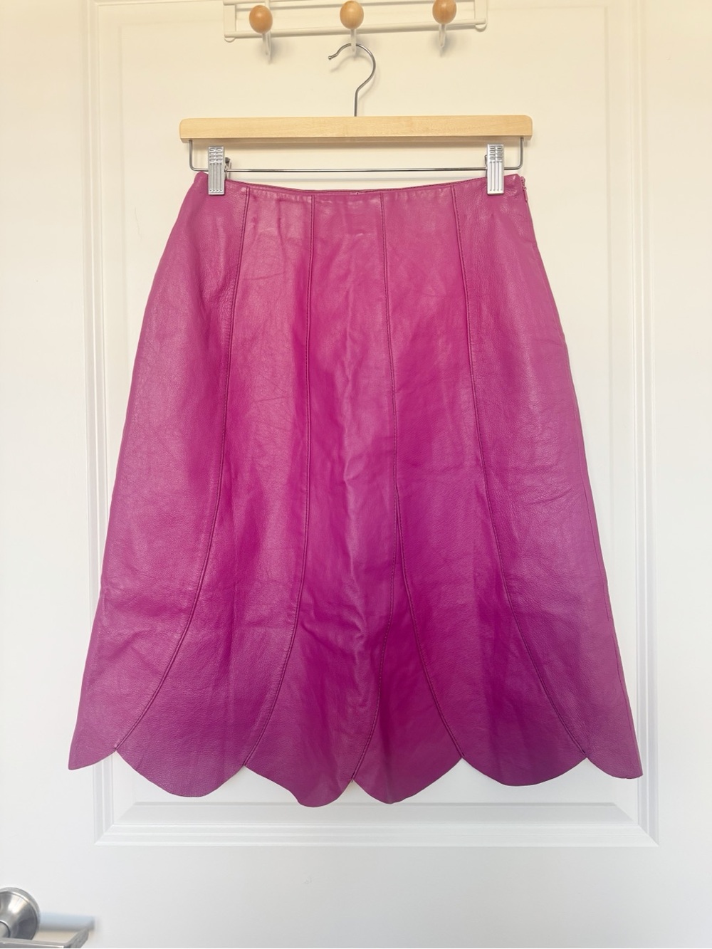 NEW Metrostyle Vintage Fuchsia Genuine Leather Scallop Hem Skirt Size 4 Y2K